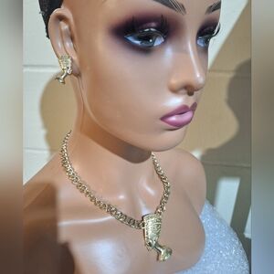 Elegant Gold Jewelry Set